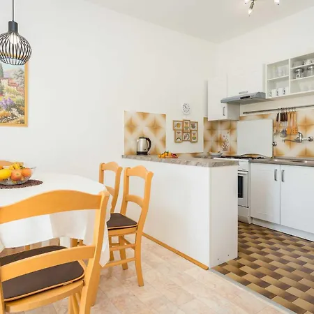 Apartment Nera Pula